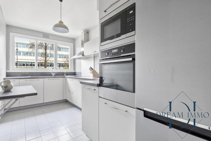 Appartement - 98 m² - 4 pièces