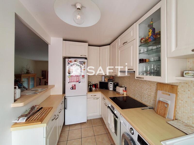 Maison - 93 m² - 5 pièces