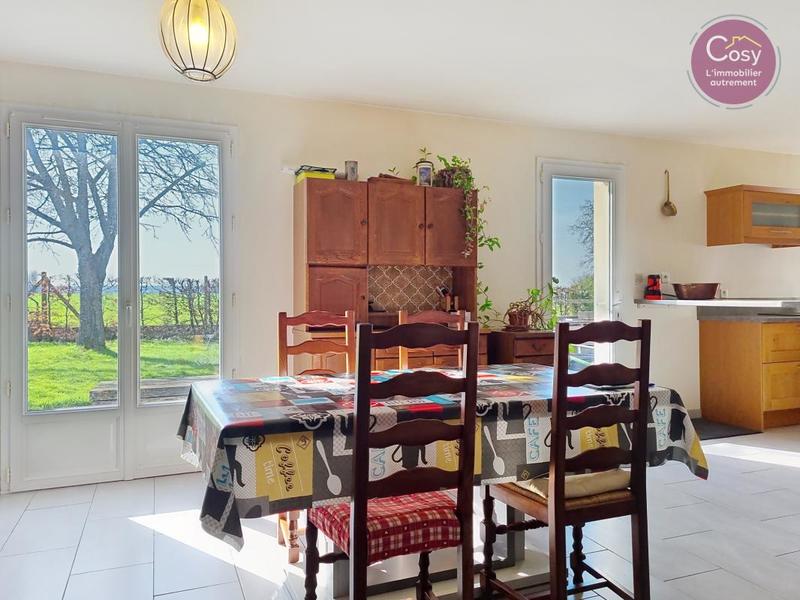 Maison - 104 m² - 5 pièces