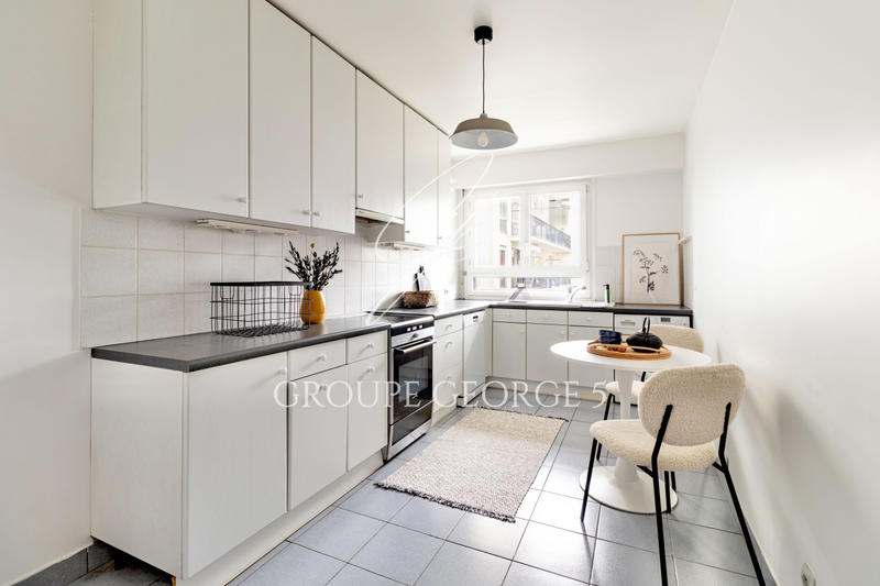 Appartement - 90 m² - 3 pièces