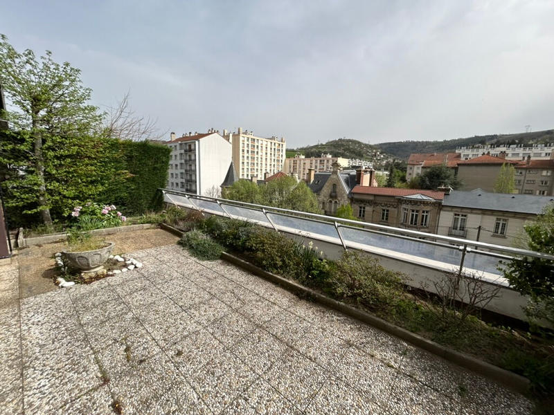 Appartement - 138 m² - 5 pièces