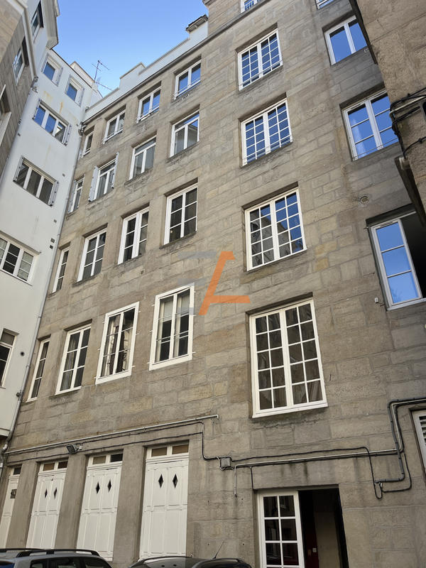 Appartement - 193 m² - 8 pièces