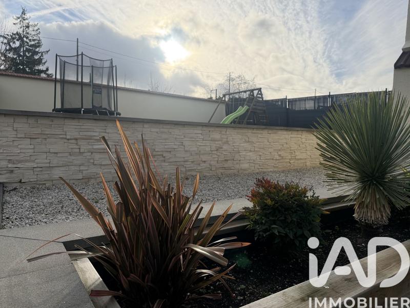 Maison - 169 m² - 8 pièces