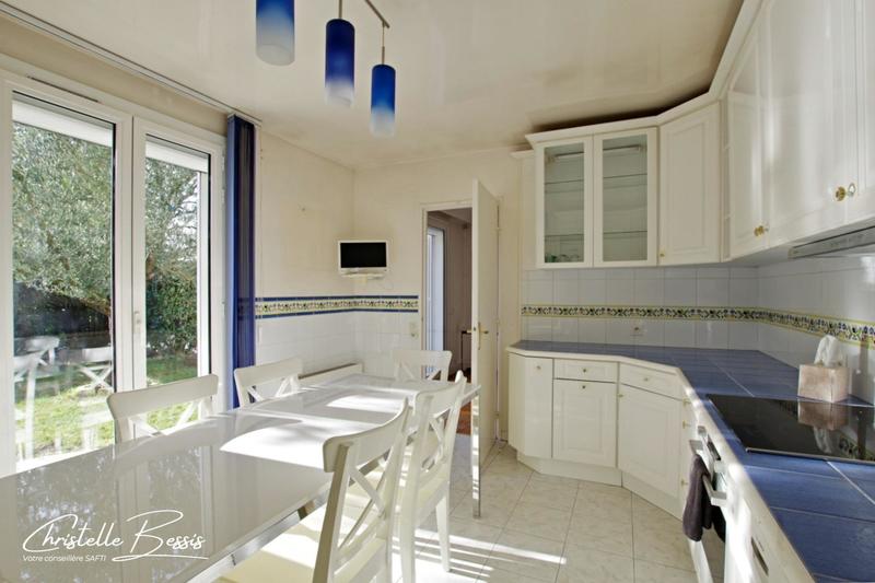 Maison - 170 m² - 6 pièces