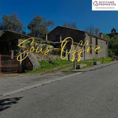 Maison - 371 m² - 10 pièces