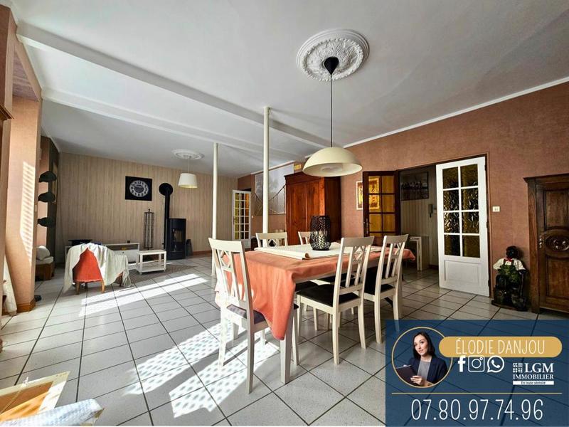 Maison - 170 m² - 5 pièces