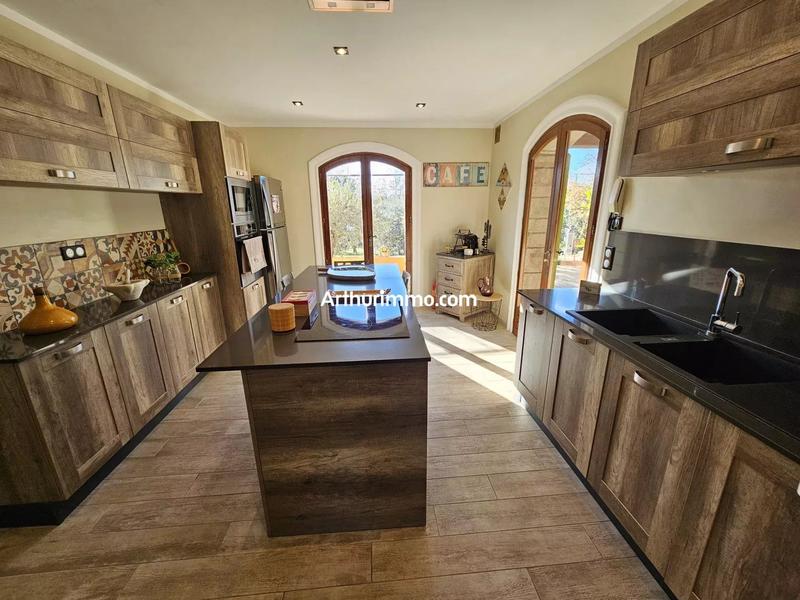 Maison - 135 m² - 5 pièces