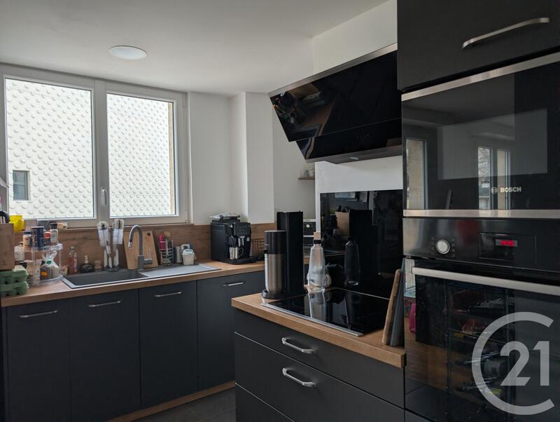 Appartement - 91 m² - 5 pièces