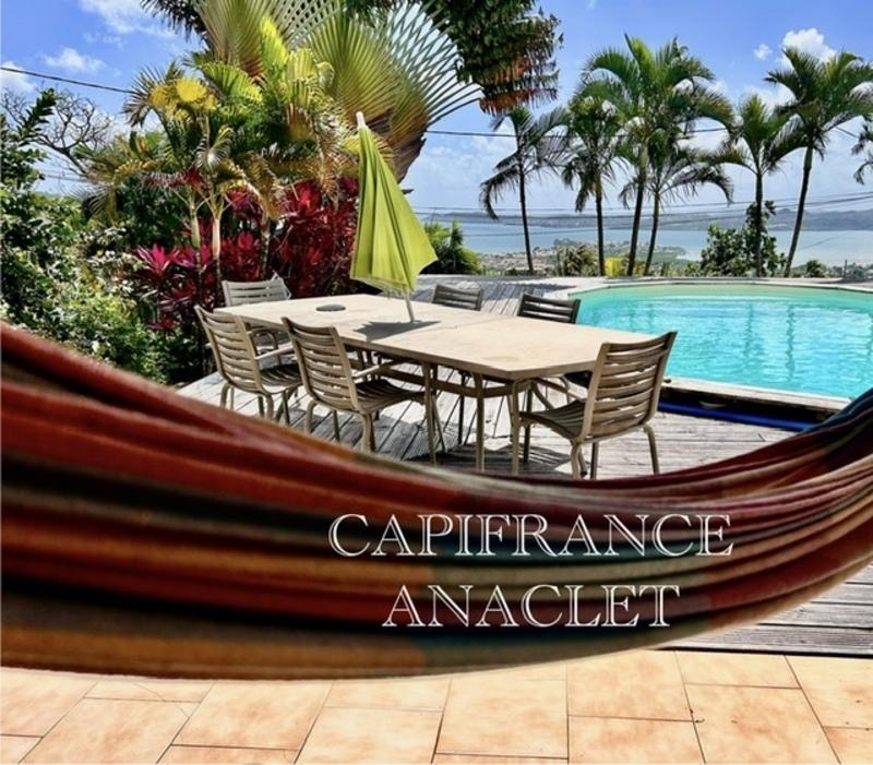 Maison - 180 m² - 6 pièces