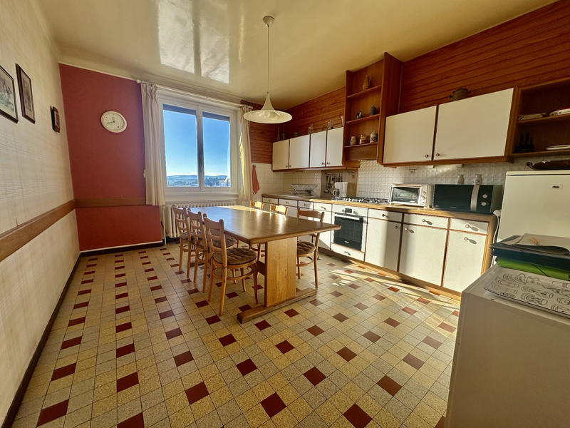 Maison de village - 166 m² - 6 pièces