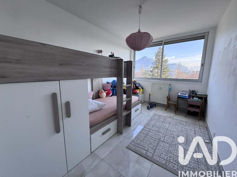 Appartement - 75 m² - 4 pièces