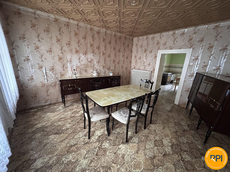 Maison ancienne - 147 m² - 8 pièces