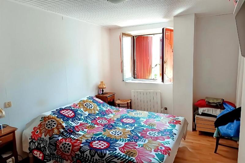 Propriété - 153 m² - 6 pièces