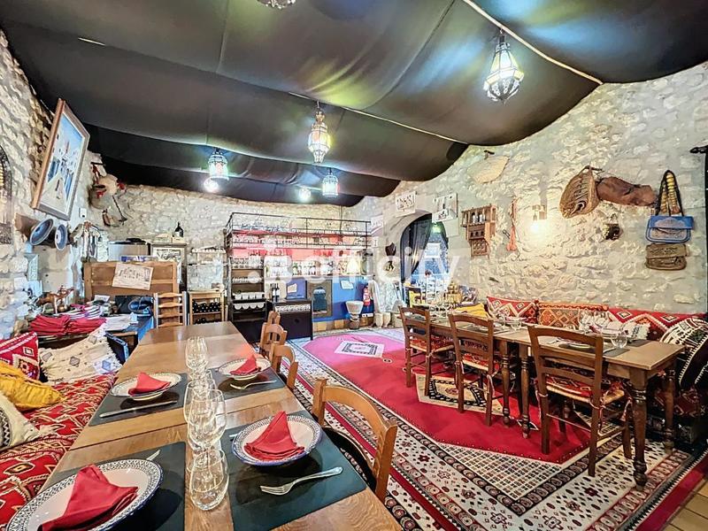 Fonds de commerce - 150 m²