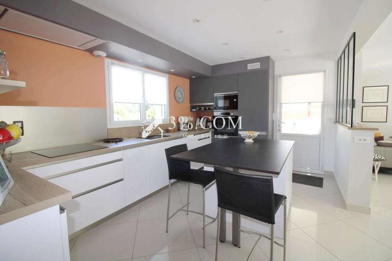 Maison - 172 m² - 6 pièces