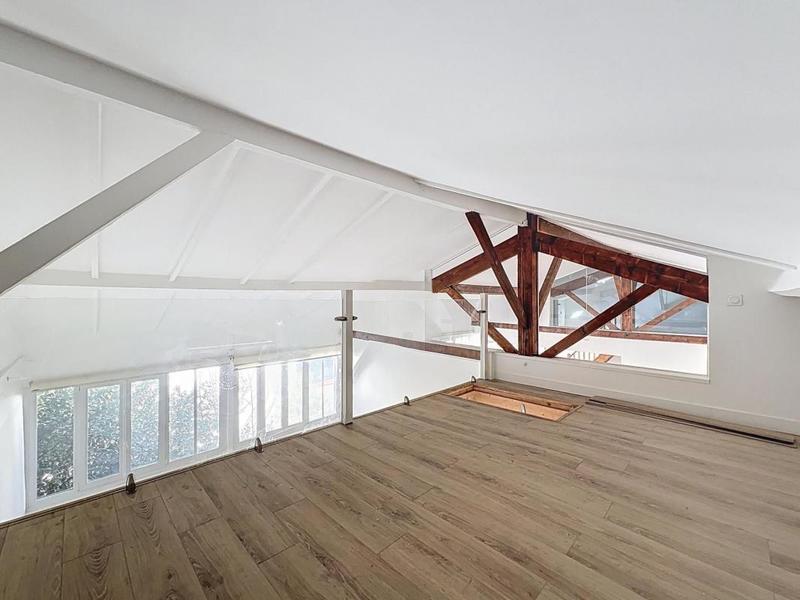 Appartement - 111 m² - 4 pièces