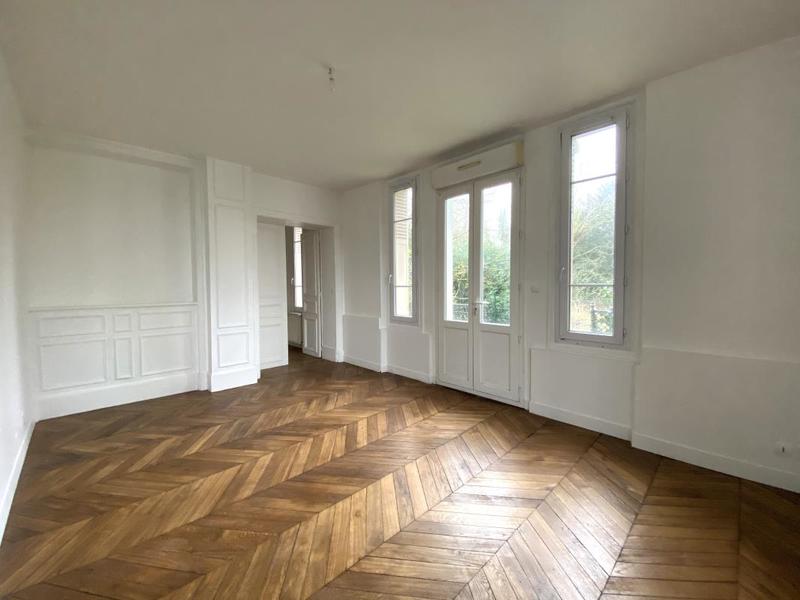 Appartement ancien - 76 m² - 3 pièces