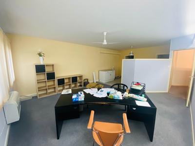 Bureau - 80 m² - 3 pièces