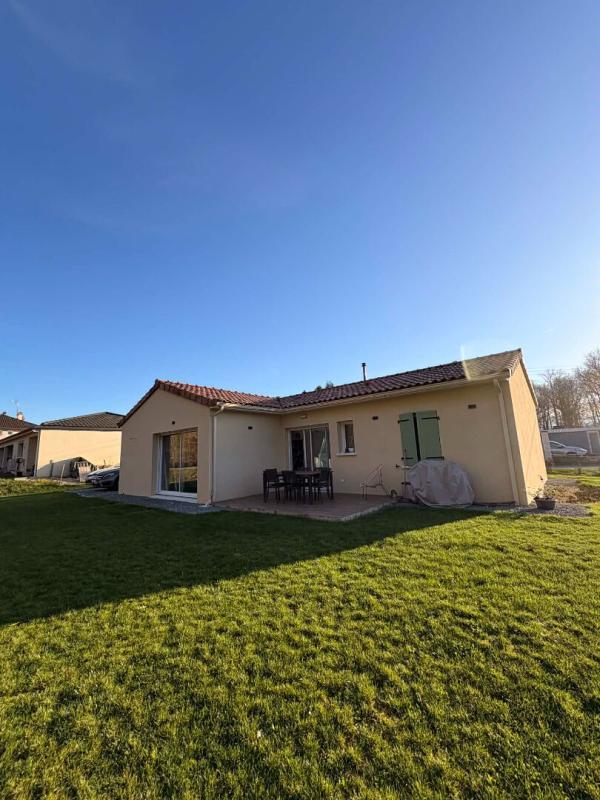 Maison - 92 m² - 4 pièces