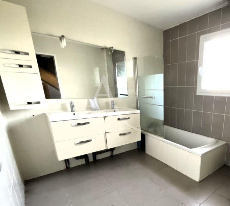 Maison - 135 m² - 7 pièces