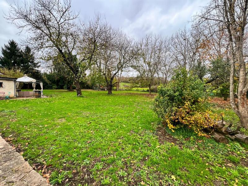 Maison - 198 m² - 6 pièces