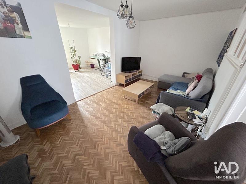 Maison - 206 m² - 7 pièces