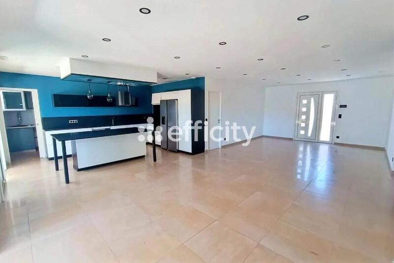 Villa - 136 m² - 7 pièces