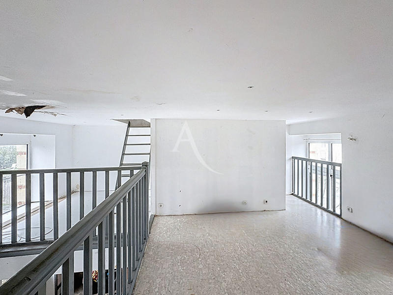 Maison - 92 m² - 2 pièces