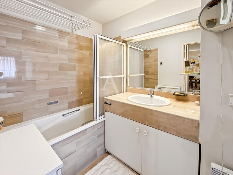 Appartement - 49 m² - 2 pièces