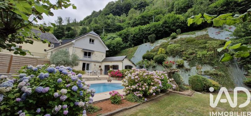 Maison de village - 111 m² - 6 pièces