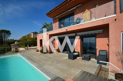 Villa - 215 m² - 7 pièces