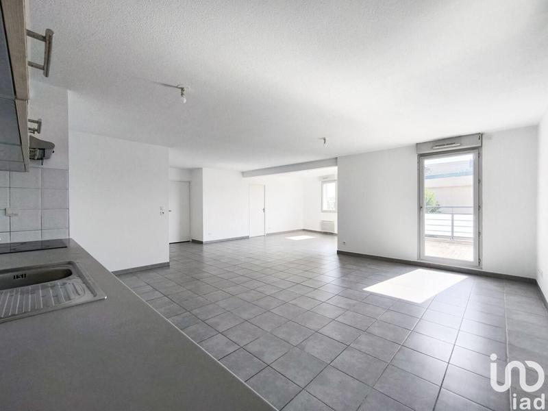 Appartement - 119 m² - 6 pièces