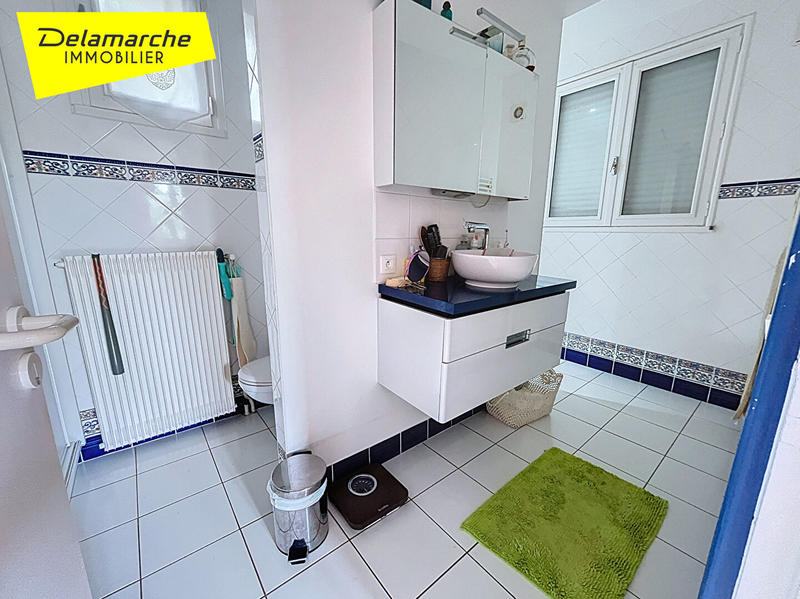 Maison - 210 m² - 11 pièces