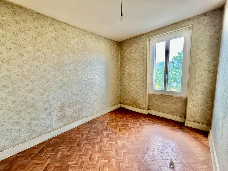 Maison - 105 m² - 6 pièces