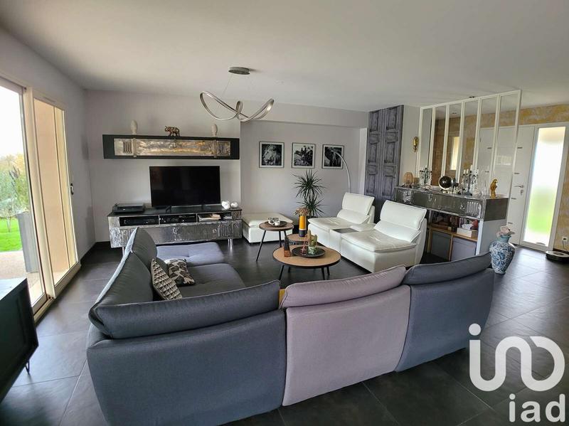 Maison - 141 m² - 7 pièces
