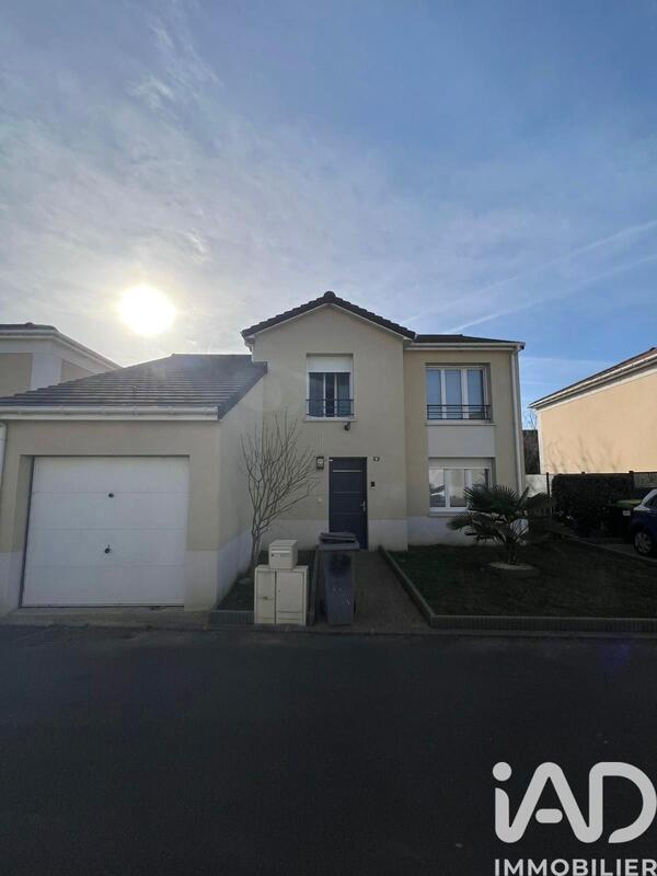 Maison - 102 m² - 5 pièces