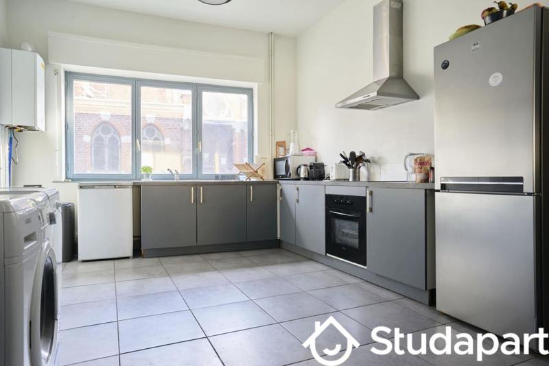 Chambre - 13 m² - 1 pièce