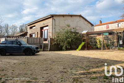 Maison - 140 m² - 5 pièces