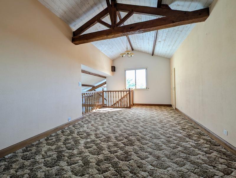 Maison - 211 m² - 7 pièces