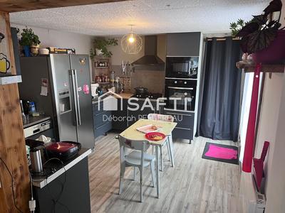 Propriété - 153 m² - 10 pièces