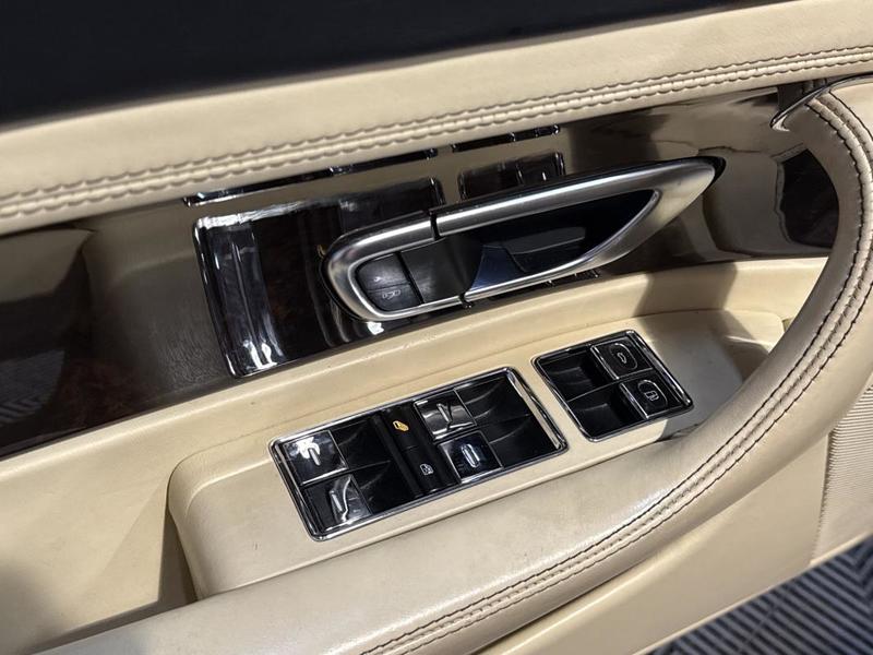 Bentley Continental Gtc Cabriolet 6.0 W12 Bi-Turbo 615 Speed