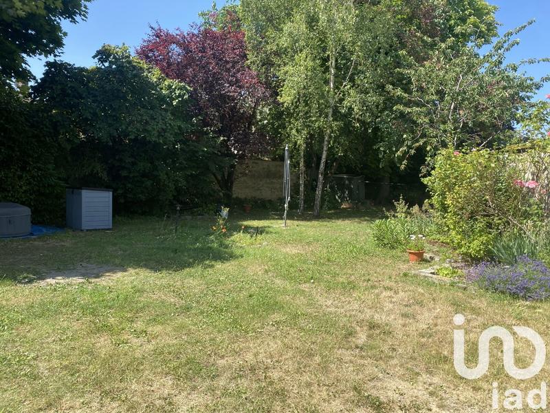 Maison - 210 m² - 8 pièces