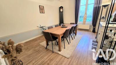 Maison de campagne - 340 m² - 8 pièces