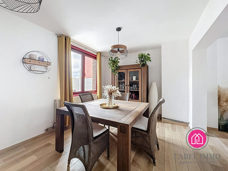 Maison - 105 m² - 5 pièces