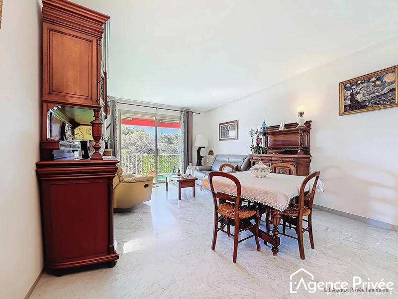 Appartement - 74 m² - 3 pièces