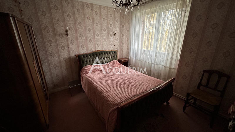 Maison - 133 m² - 7 pièces