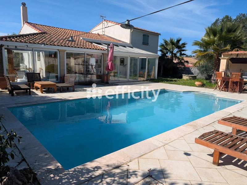 Maison - 153 m² - 5 pièces