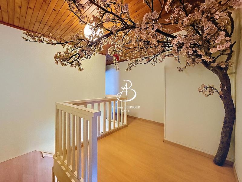 Maison - 104 m² - 5 pièces