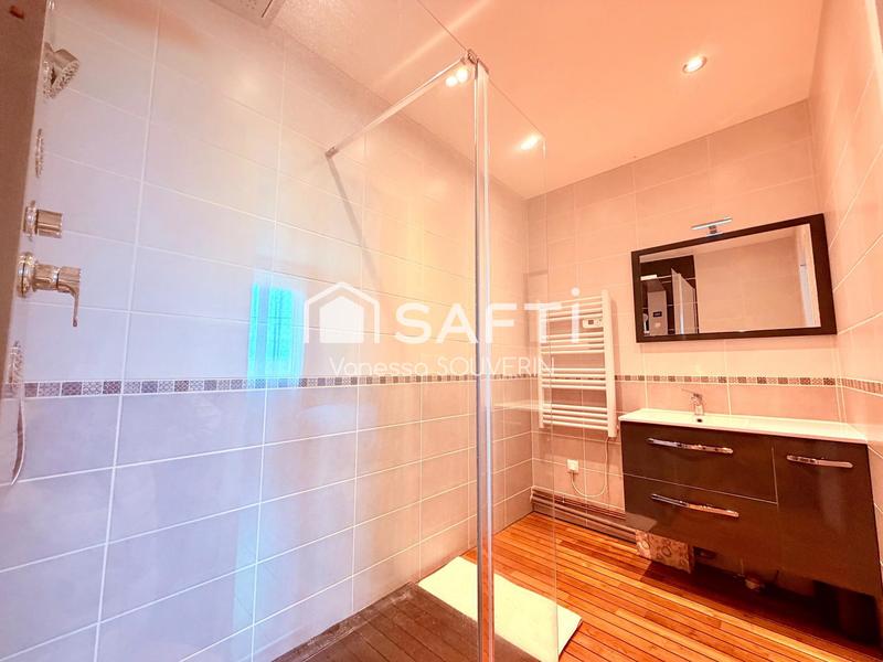 Maison - 158 m² - 7 pièces