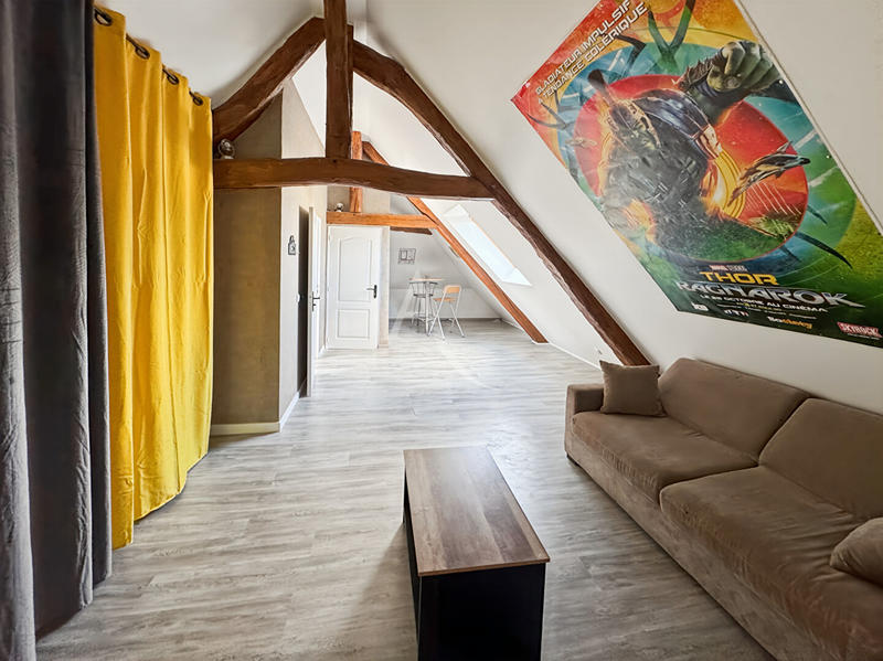 Maison - 270 m² - 8 pièces